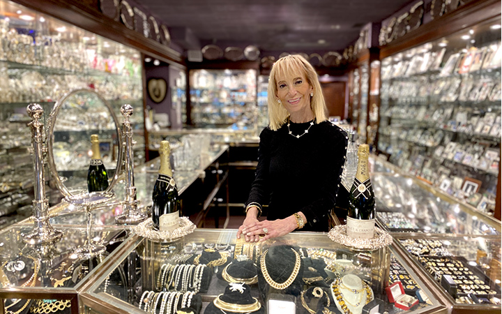 Image for the The Alice Kwartler Collection sale