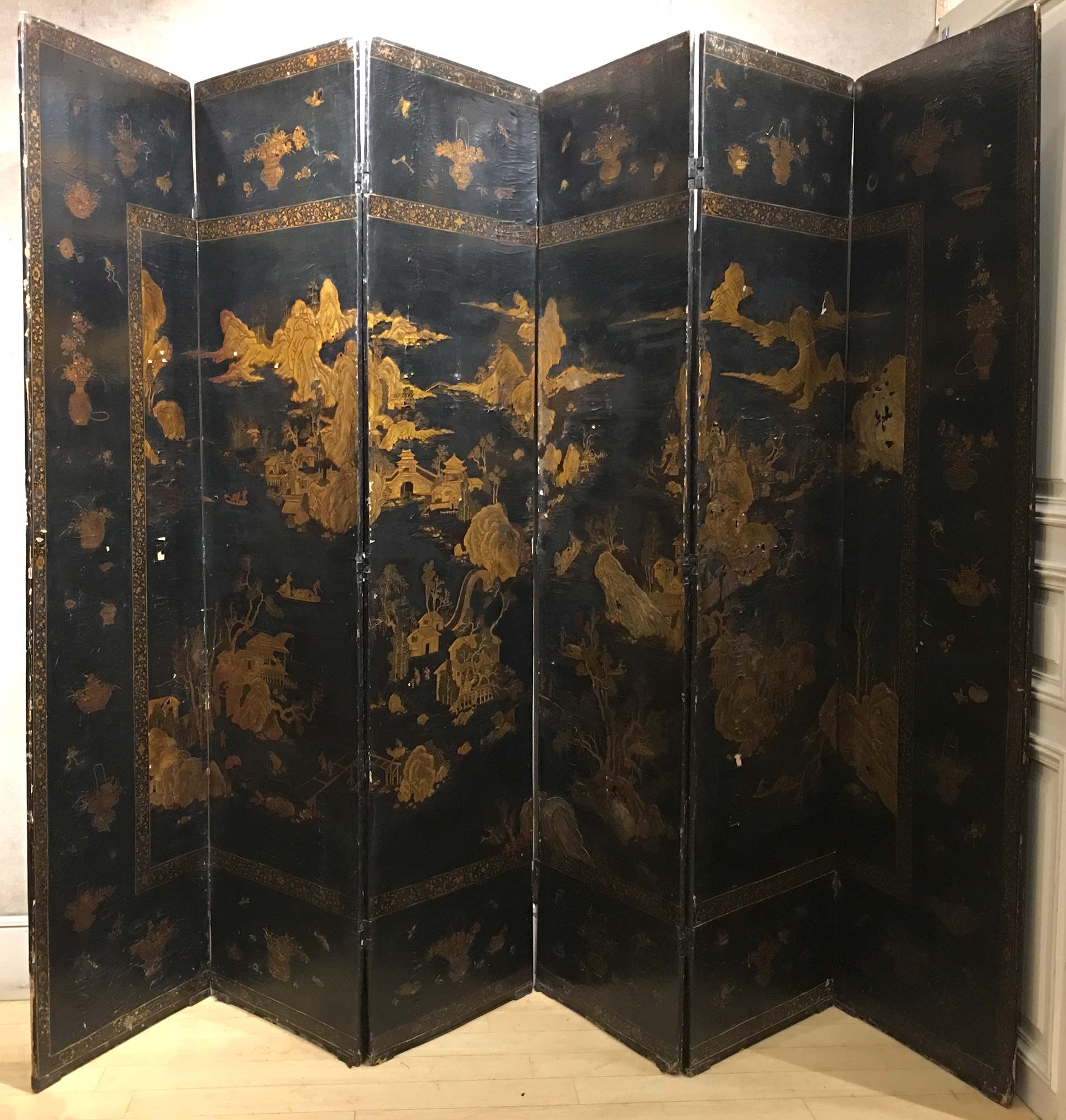 Lot image - Chinese Export Black Lacquer and Parcel-Gilt Six-Panel Screen