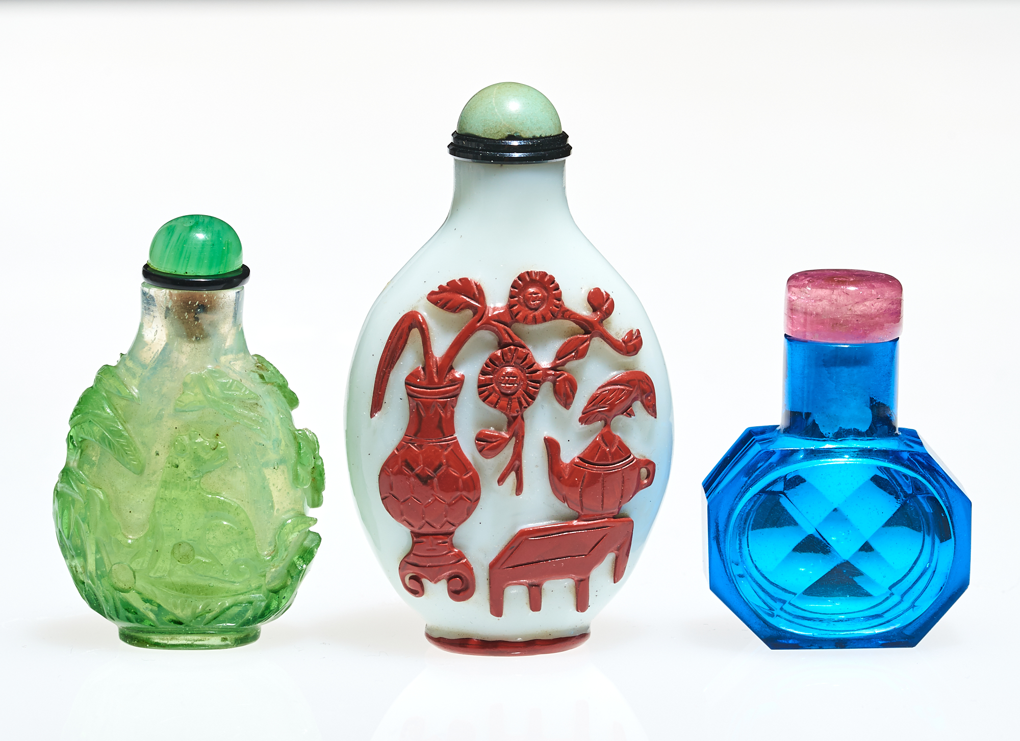 Lot image - Three Chinese Glass Snuff Bottles