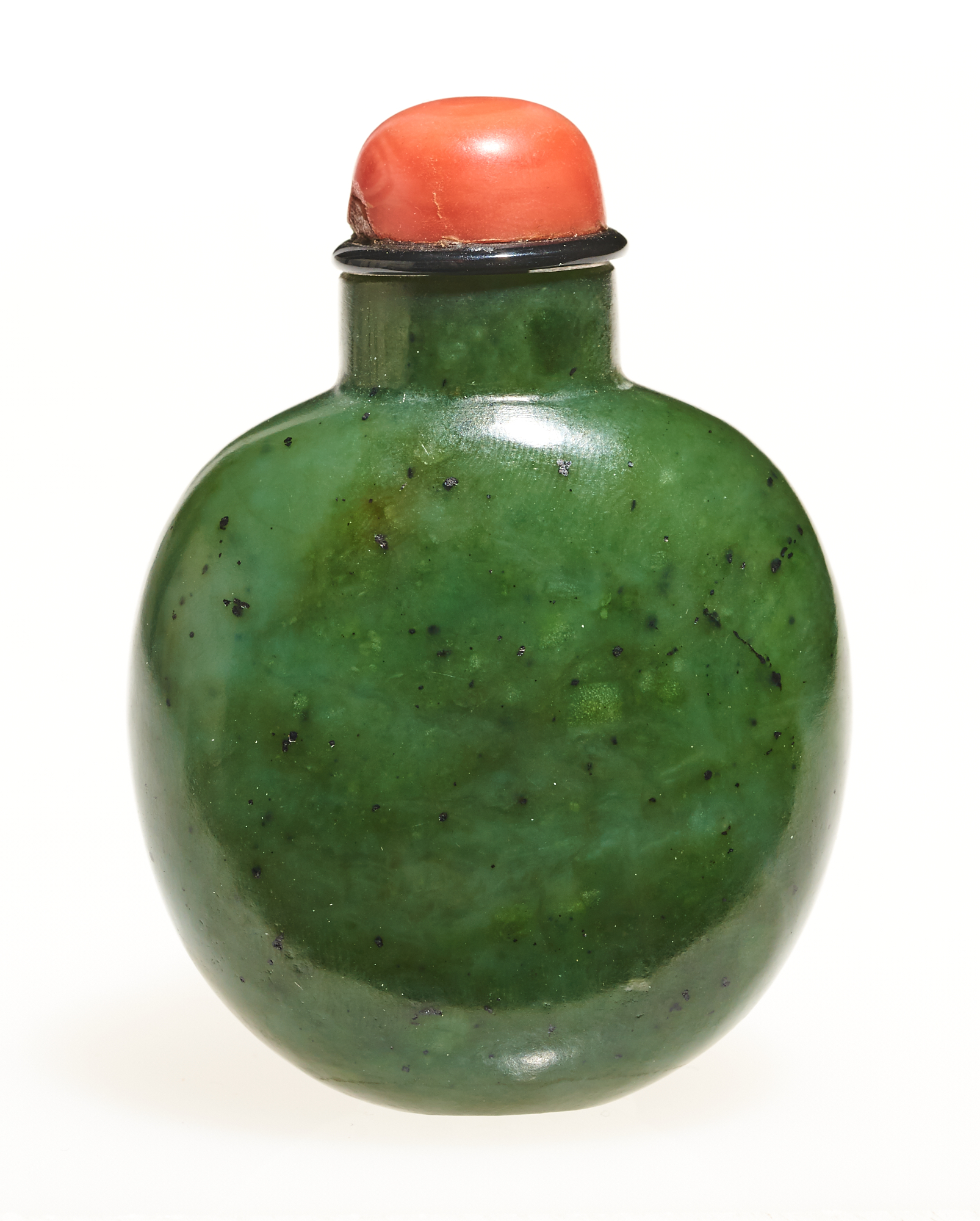 Lot image - A Chinese Spinach Jade Snuff Bottle