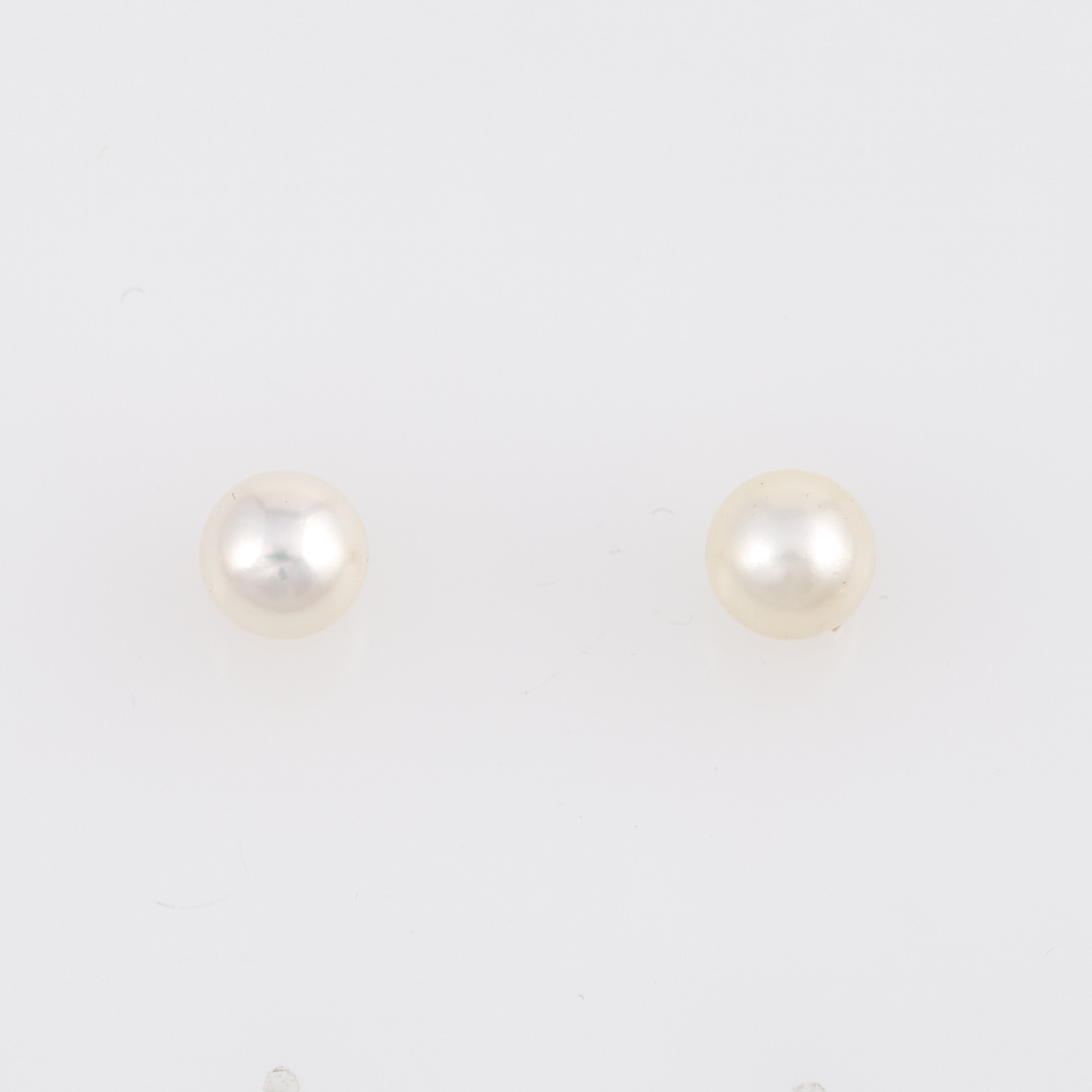 Lot image - Two Gold and Bead Earrings, 14K 1 dwt. all