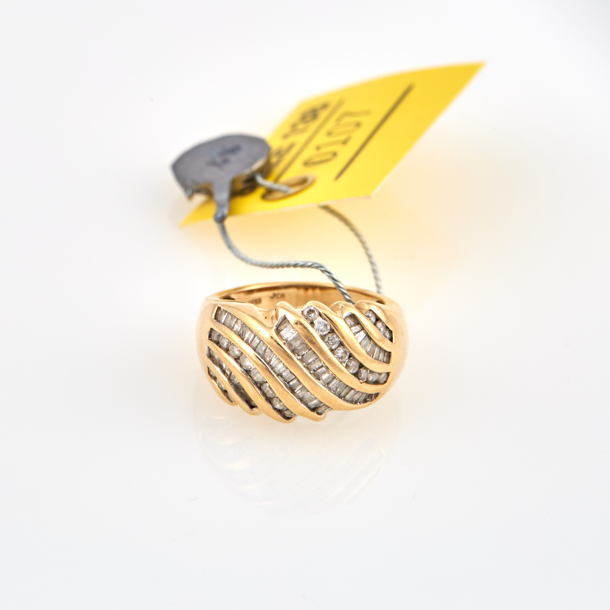 Lot image - Diamond Ring, 14K 4 dwt.