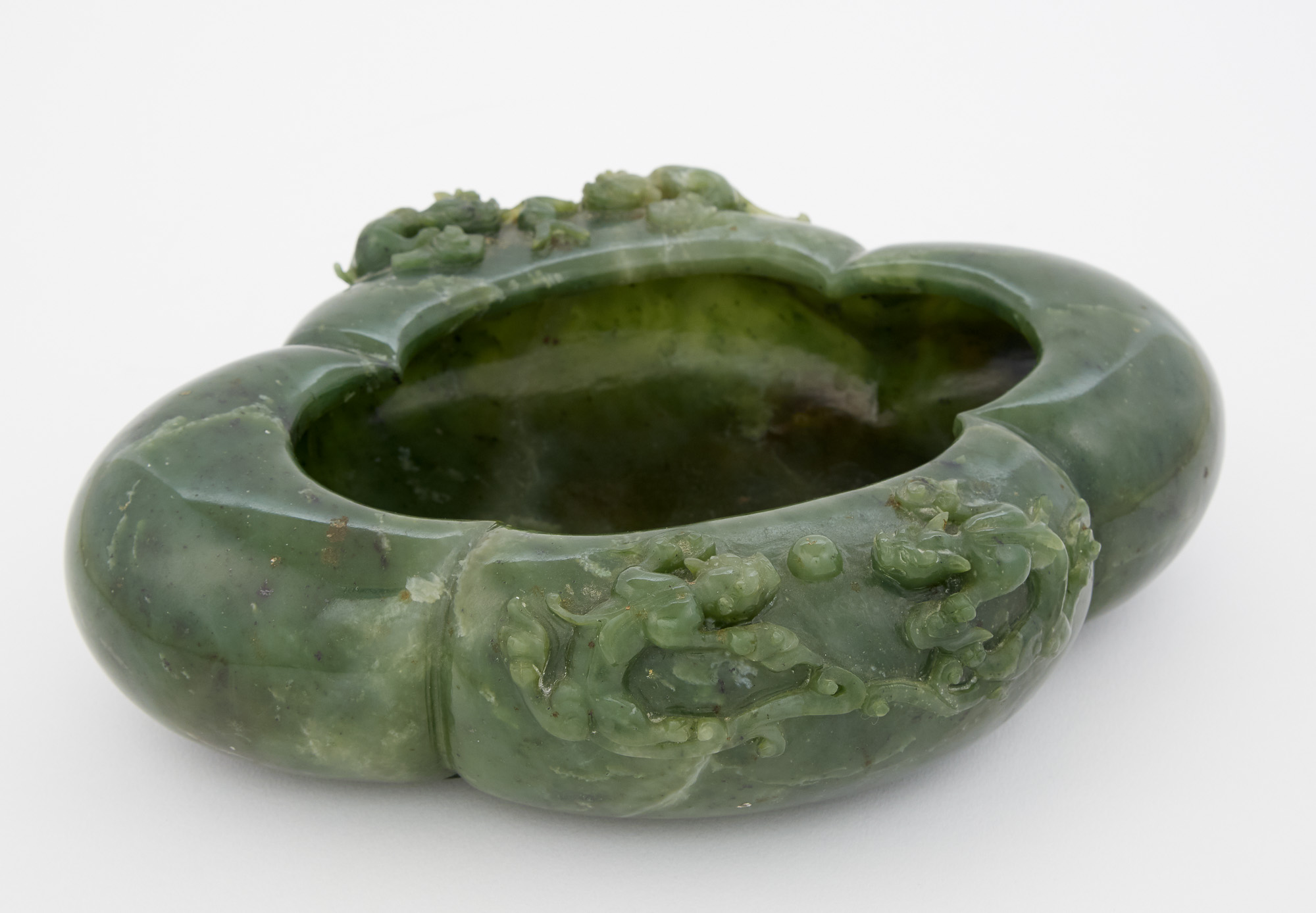 Lot image - Chinese Spinach Jade Quatrefoil Bowl