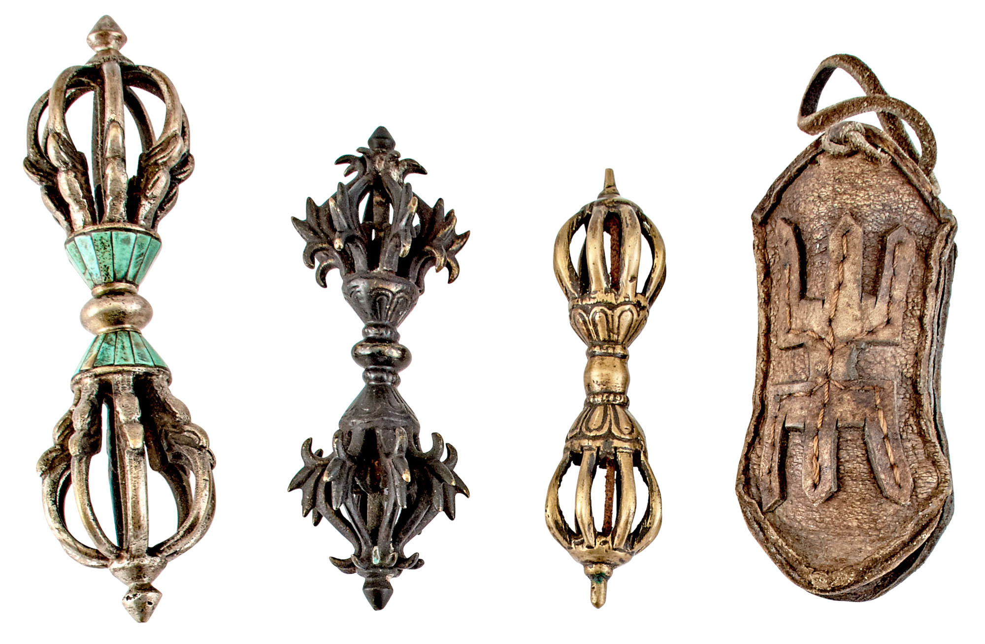 Lot image - Three Tibetan Bronze Vajra