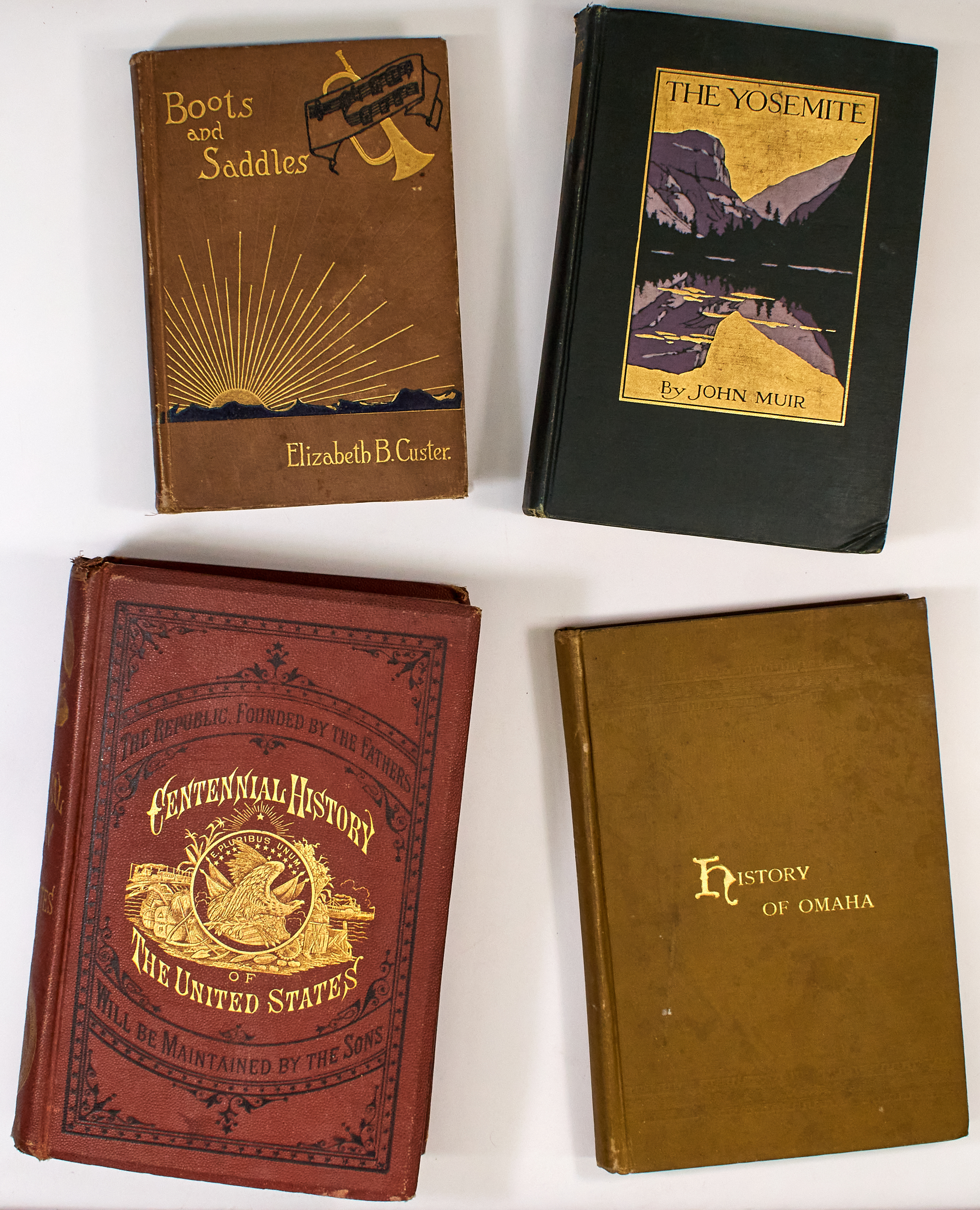 Lot image - [AMERICANA]  Reference collection of approximately four hundred fifty volumes of Americana subjects.