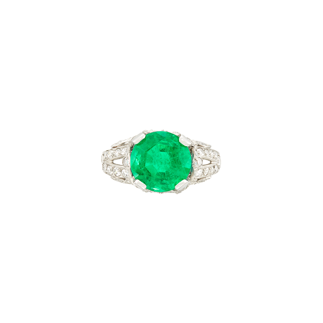 Lot image - Platinum, Emerald and Diamond Ring