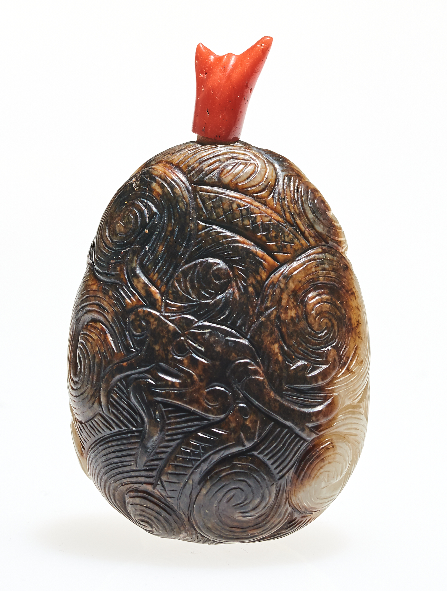 Lot image - A Chinese Black and White Jade Dragon Snuff Bottle