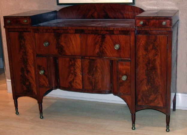 Lot image - Federal Mahogany Sideboard