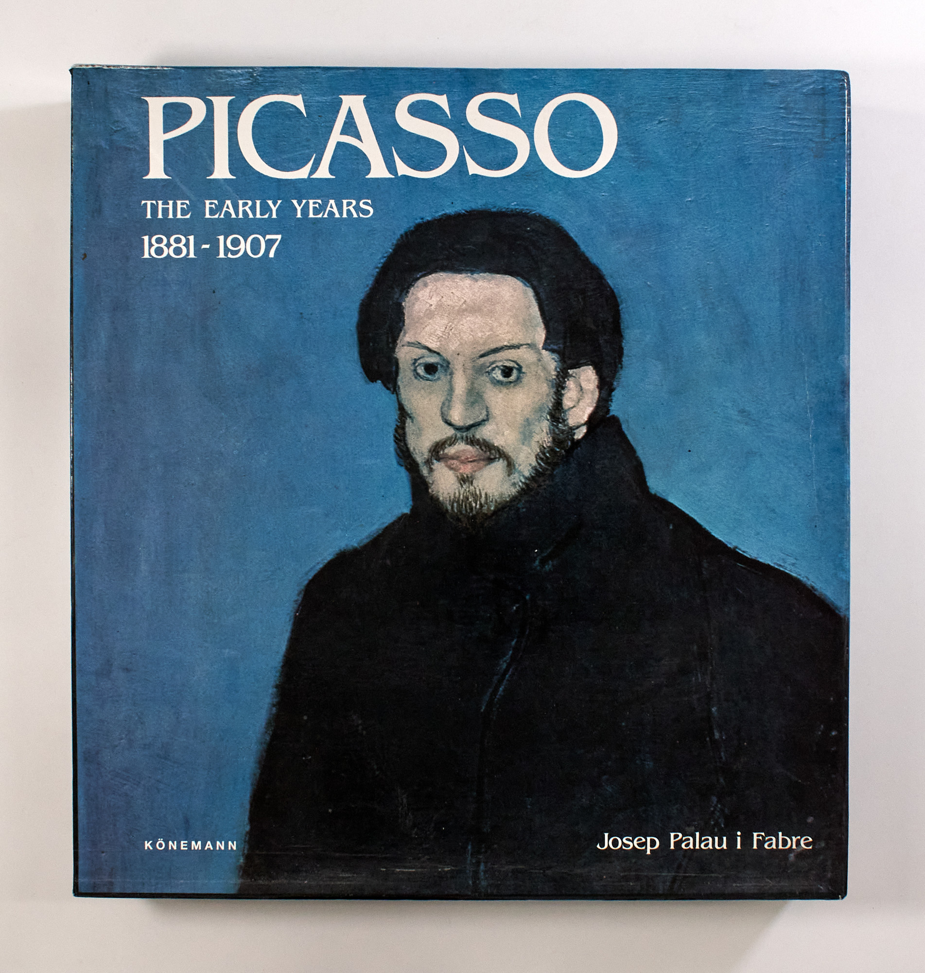 Lot image - [ART]  Reference collection of approximately one hundred sixty volumes on mostly European and Asian art subjects.