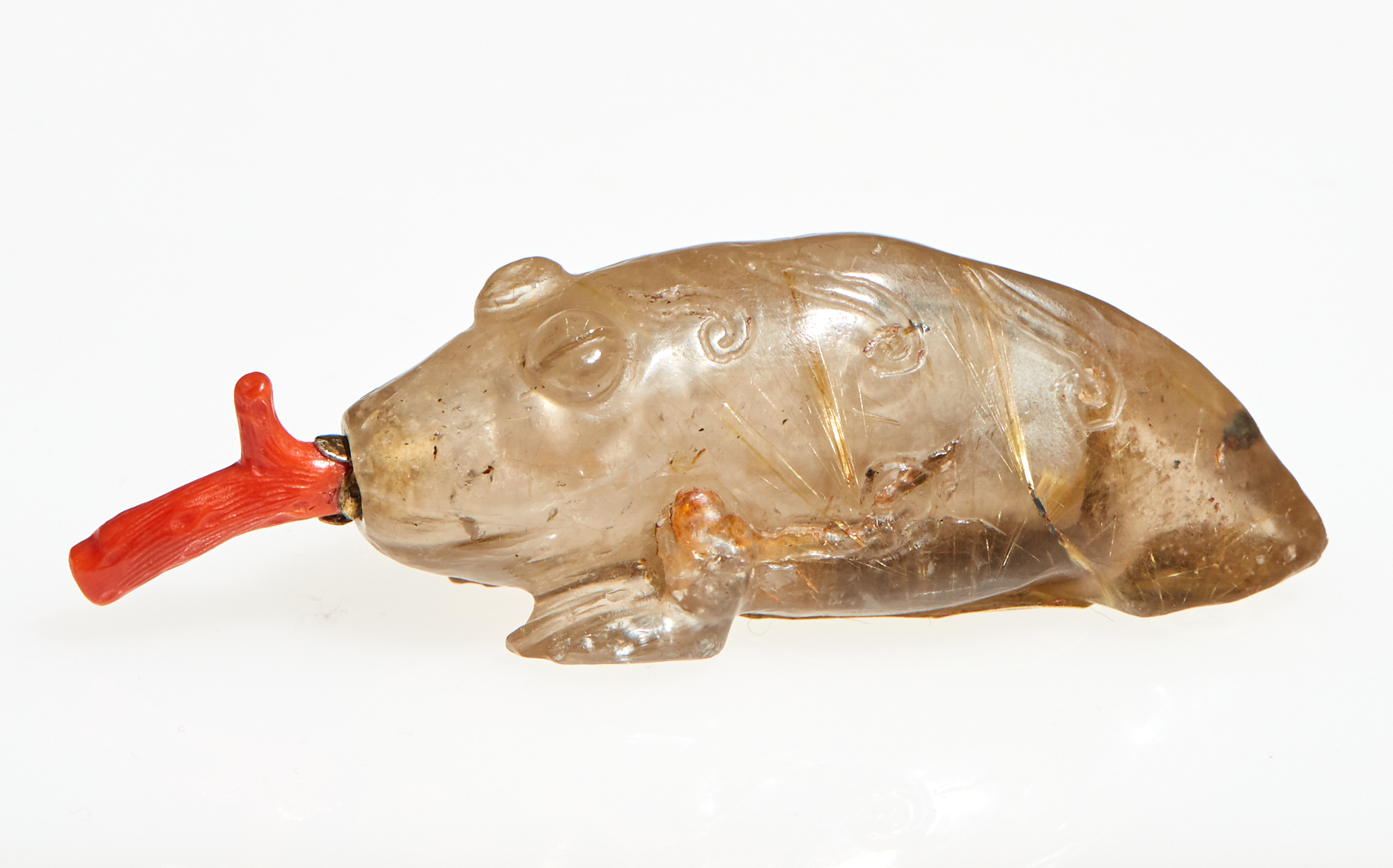 Lot image - A Chinese Crystal Snuff Bottle in the Form of a Toad