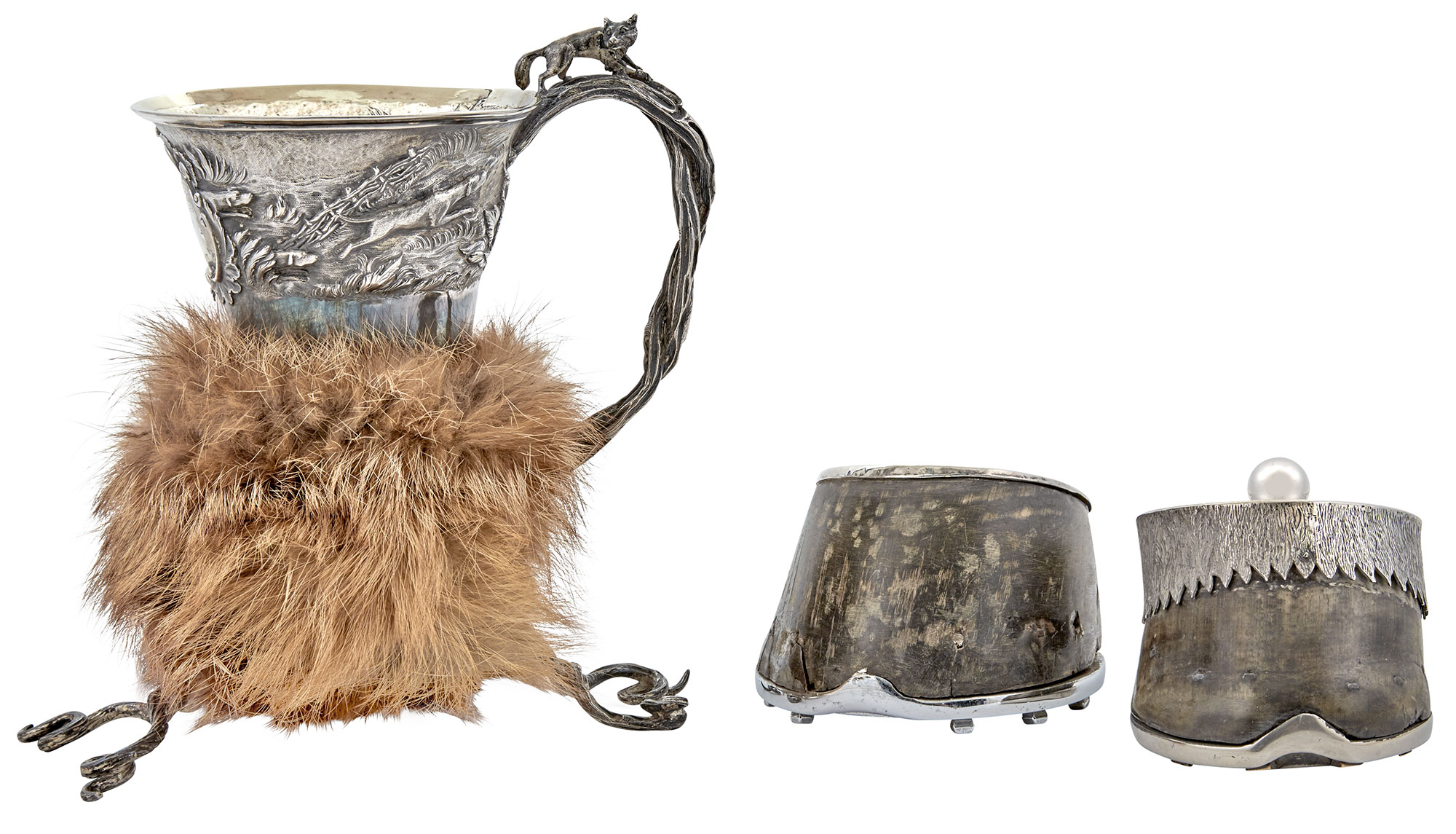 Lot image - William IV Fox Fur Mounted Sterling Silver Cup