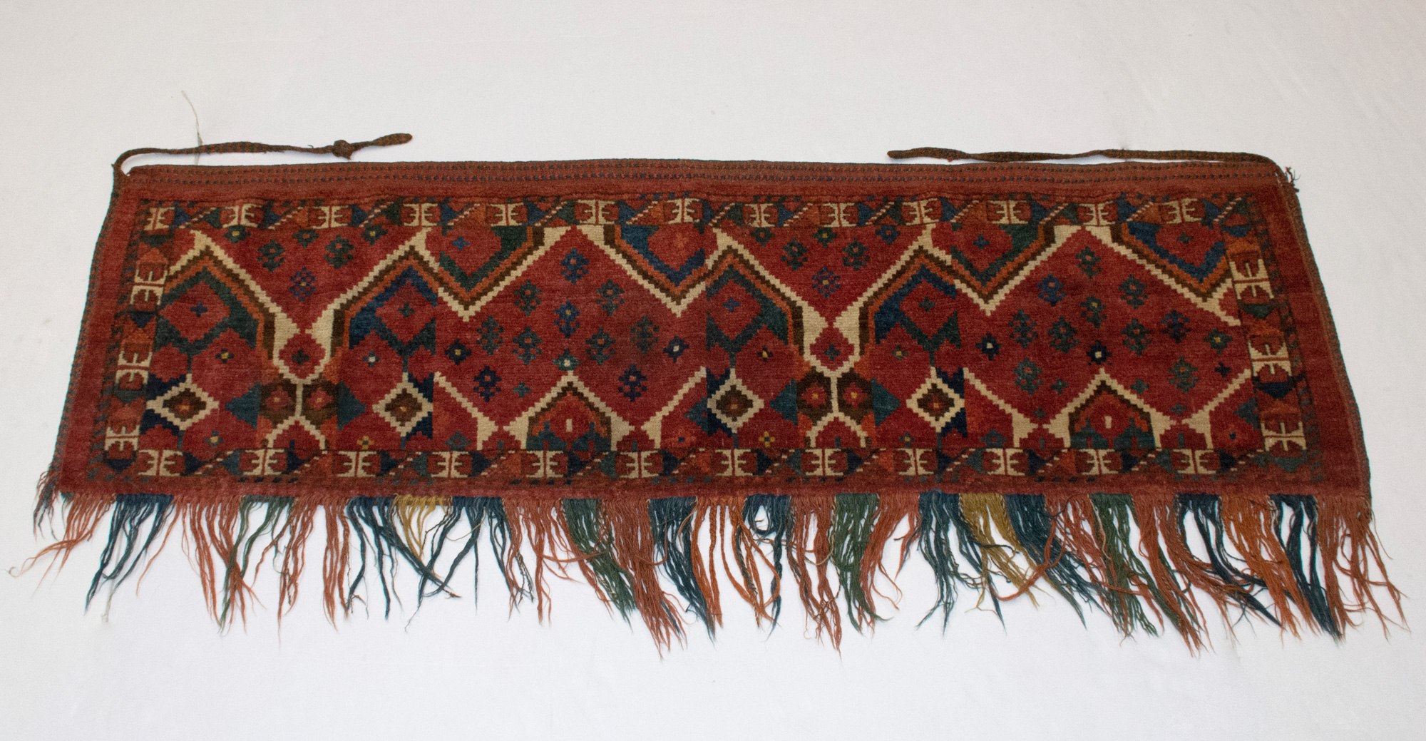 Lot image - Esari Torba