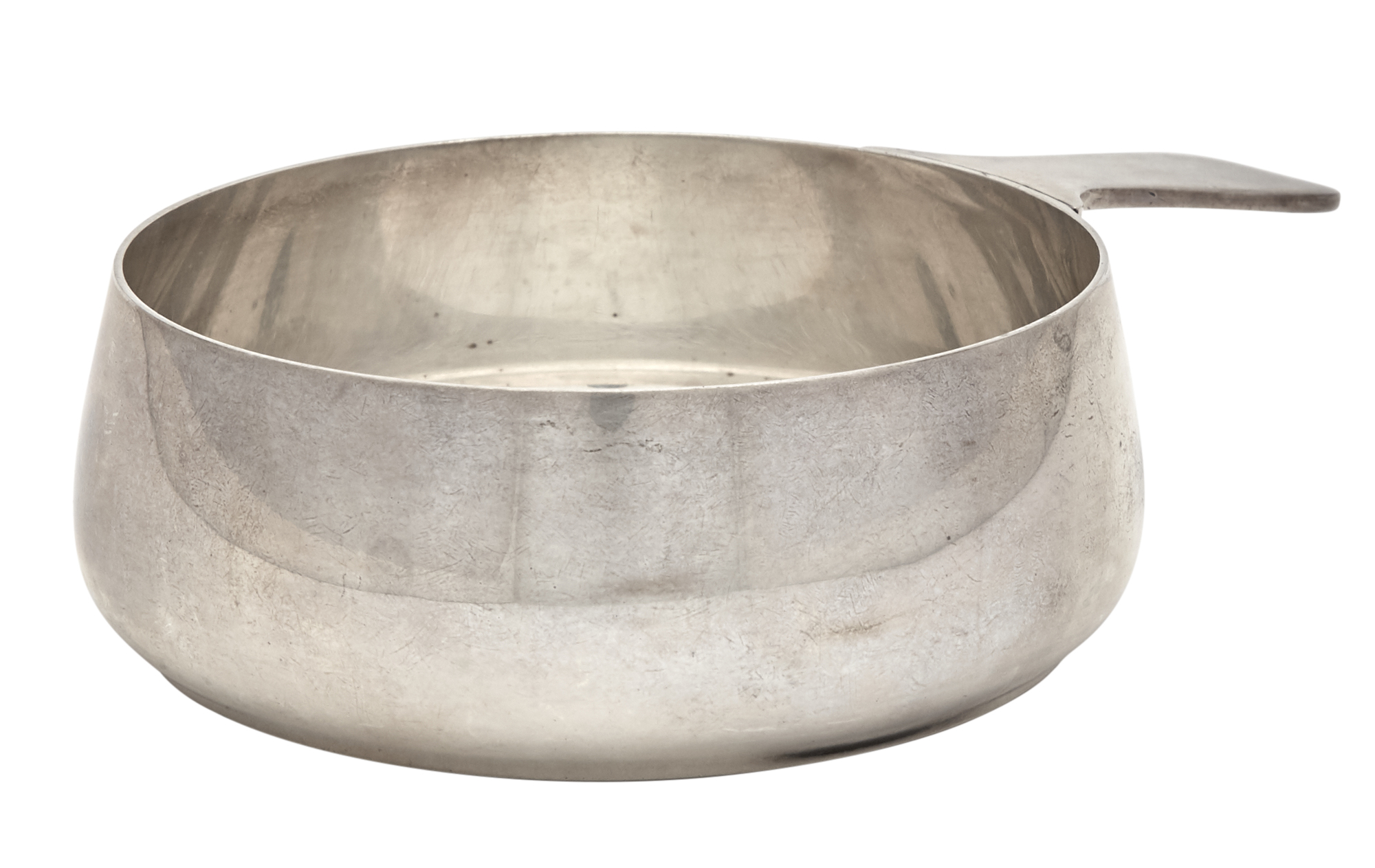 Lot image - Tiffany & Co. Makers Sterling Silver Porringer