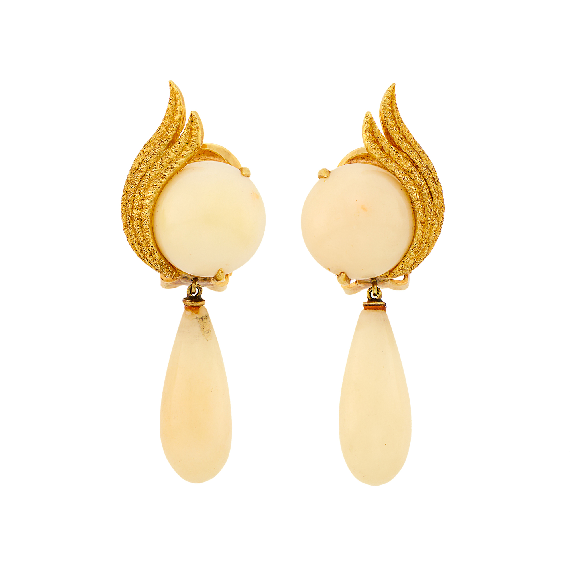 Lot image - Pair of Gold and White Coral Pendant-Earclips