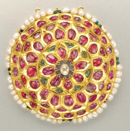 Lot image - Indian Gold, Foiled Back Diamond and Ruby and Pearl Pendant