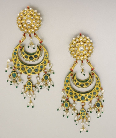 Lot image - Pair of Indian Gold, Jaipur Enamel, Foiled Back Emerald, White Sapphire and Pearl Pendant-Earclips