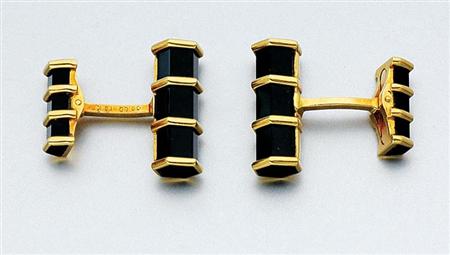 Lot image - Pair of Gold and Black Onyx Cufflinks