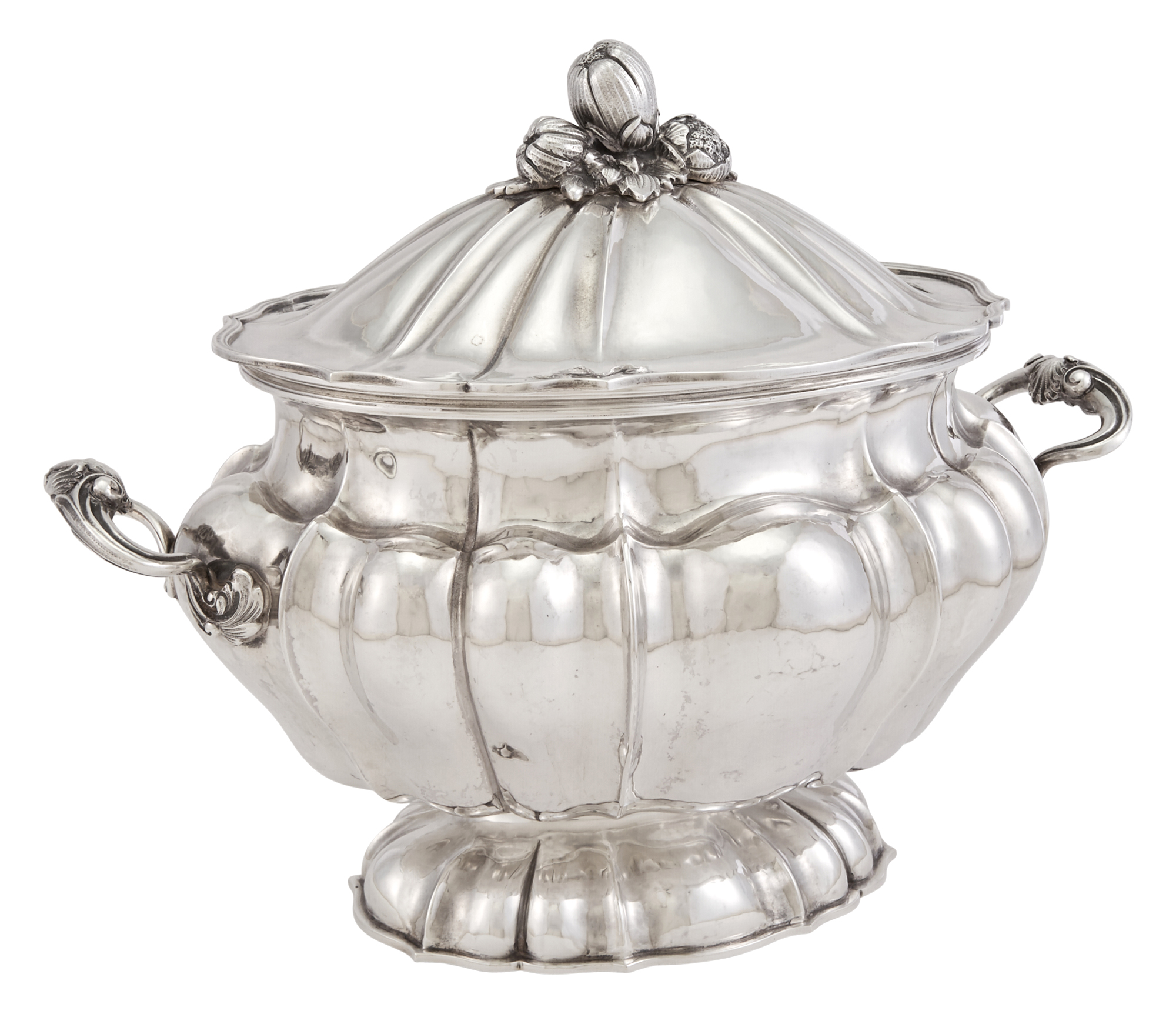 Lot image - Buccellati Sterling Silver Covered Soup Tureen
