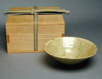 Lot image - Seto Chawan 18th/19th Century