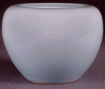 Lot image - Clair-de-Lune Water Coupe Six-Character Mark of Guangxu and of the Period