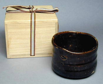 Lot image - Momoyama Revival Seto-Guro Chawan First half of the 19th century