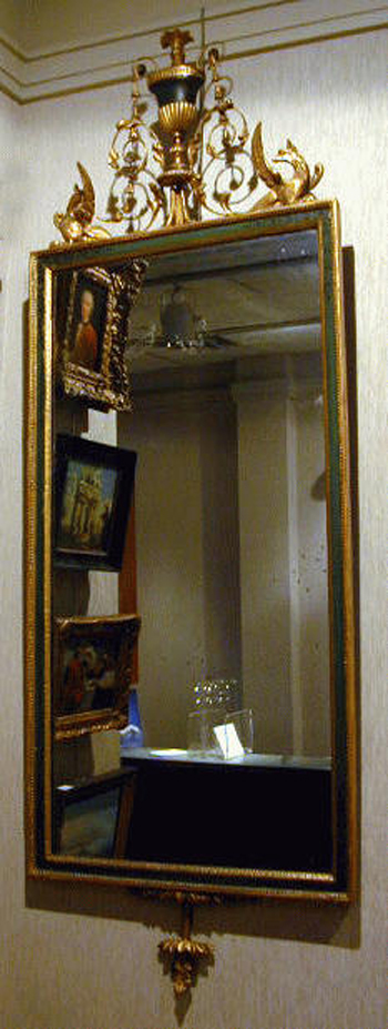 Lot image - Pair of Continental Neoclassical Painted and Parcel Gilt Pier Mirrors