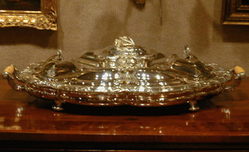 Lot image - William IV Silver Luncheon Service
