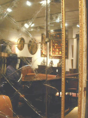 Lot image - Louis XV Gilt-Wood Mirror