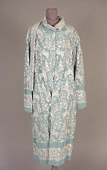 Lot image - Light Blue Pagoda Motif Embroidered Coat