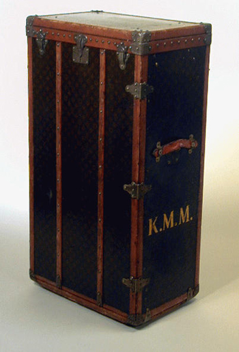 Lot image - Louis Vuitton Hanging Wardrobe Trunk