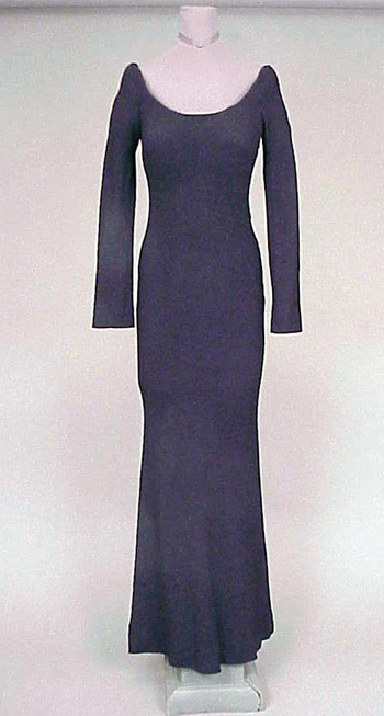 Lot image - Givenchy Navy Wool Sheath