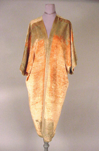 Lot image - Fortuny Stenciled Velvet Coat and Evening Bag