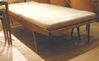 Lot image - Swedish Blond Wood Day Bed