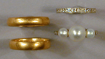 Lot image - Four Assorted Rings