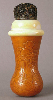 Lot image - Molded Gourd Cricket Box with Pierced Tortoise Shell Cover