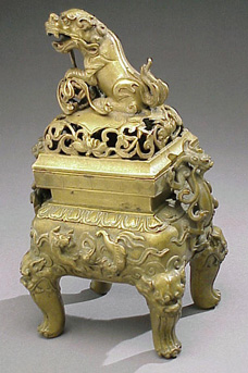 Lot image - Fine Yellow Bronze Incense Burner