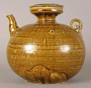 Lot image - Vietnamese Brown-Glazed Ewer and Cover