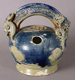 Lot image - Rare Vietnamese Blue-Glazed Lime Pot