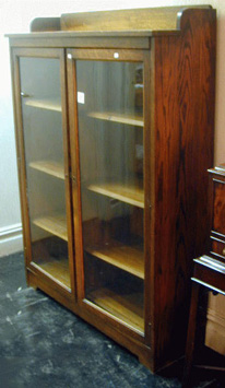 Lot image - Arts and Crafts Style Oak Bookcase