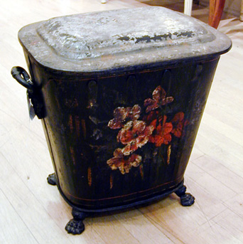 Lot image - Victorian Tole Painted Coal Hod