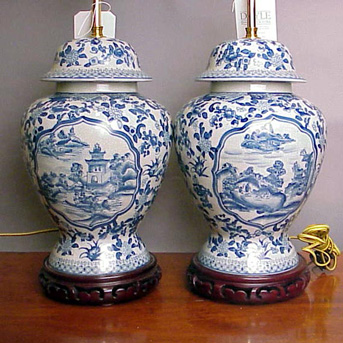 Lot image - Pair of Asian Style Blue and White Ceramic Lamps