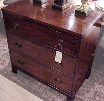 Lot image - Georgian Style Mahogany Chest of Drawers