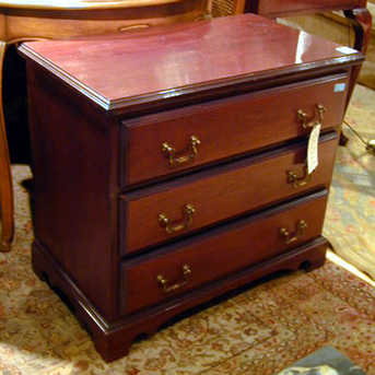 Lot image - Pair of Georgian Style Mahogany Chest of Drawers