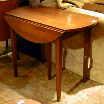 Lot image - Two Georgian Style Walnut or Mahogany Drop Leaf Tables