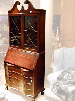 Lot image - Georgian Style Mahogany Secretary Bookcase