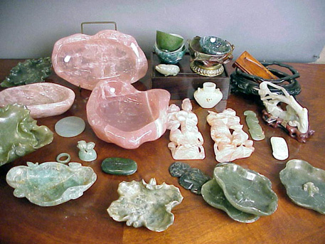 Lot image - Miscellaneous Group of Chinese Hardstone Articles
