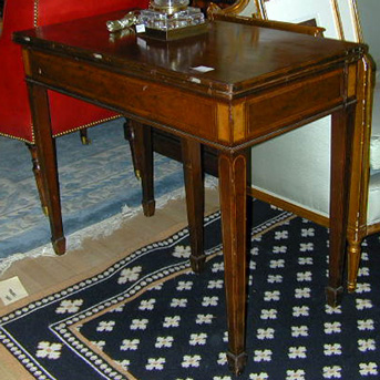 Lot image - Edwardian Inlaid Mahogany Fold Over Table