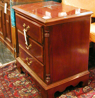 Lot image - Pair of Georgian Style Mahogany Chests of Drawers