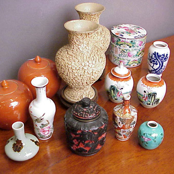 Lot image - Miscellaneous Group of Asian and Asian Style Ceramics