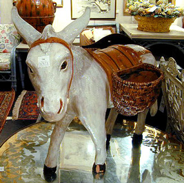 Lot image - Continental Faience Mule